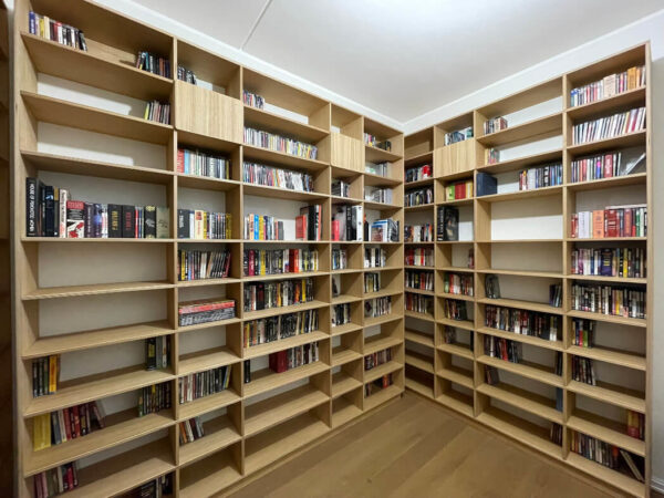 Radis_shelf_GRID_oak_veneered_with_doors_custom_made