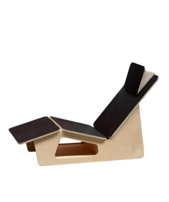 Radis lounge chair RUHE natural plywood black Nero Forbo linoleum